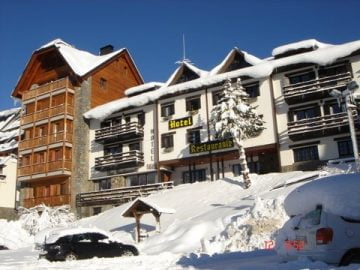 Hotel y apartamentos Tirol
